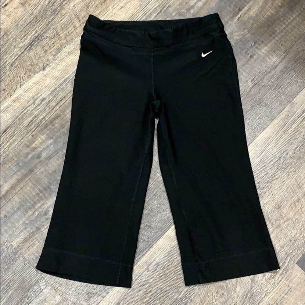 Nike Crops